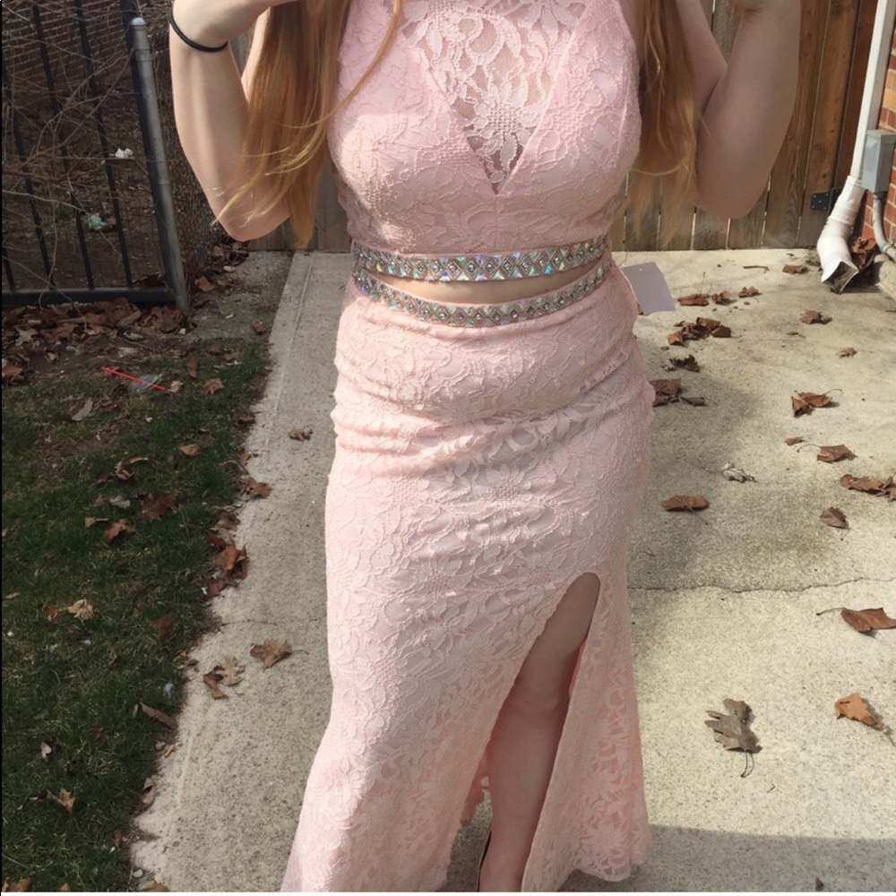 NWT 2 piece set for a prom dress.